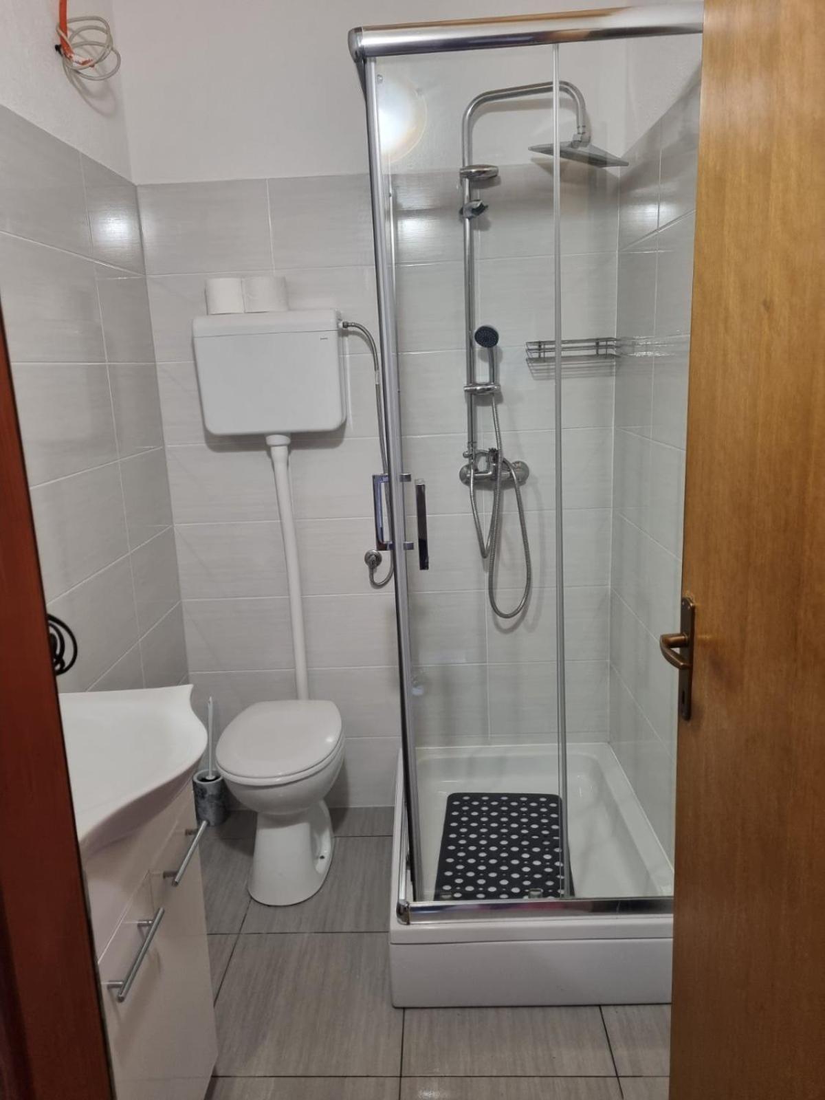 Sobe Anja Guest House Brtonigla Ngoại thất bức ảnh