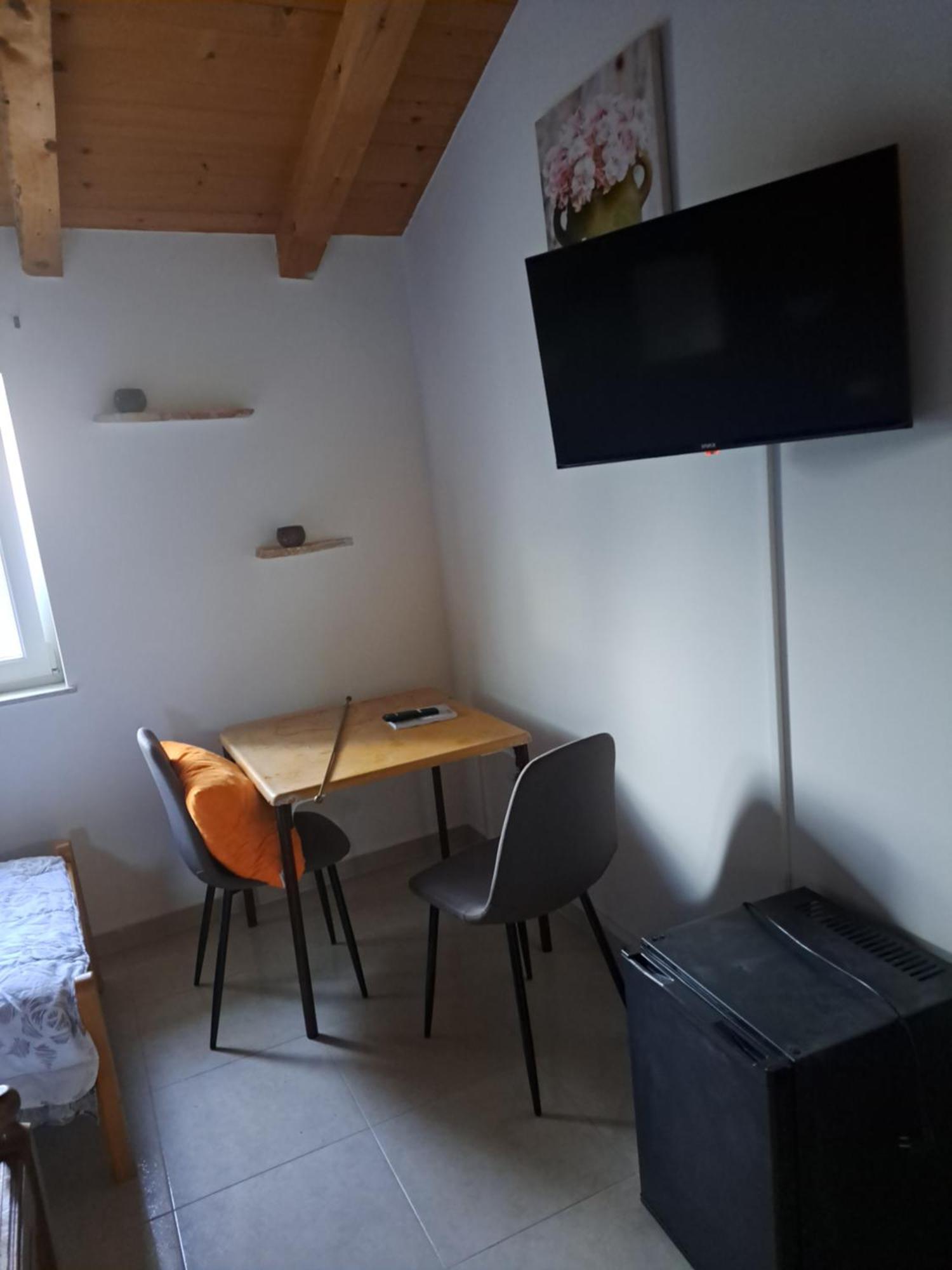 Sobe Anja Guest House Brtonigla Phòng bức ảnh